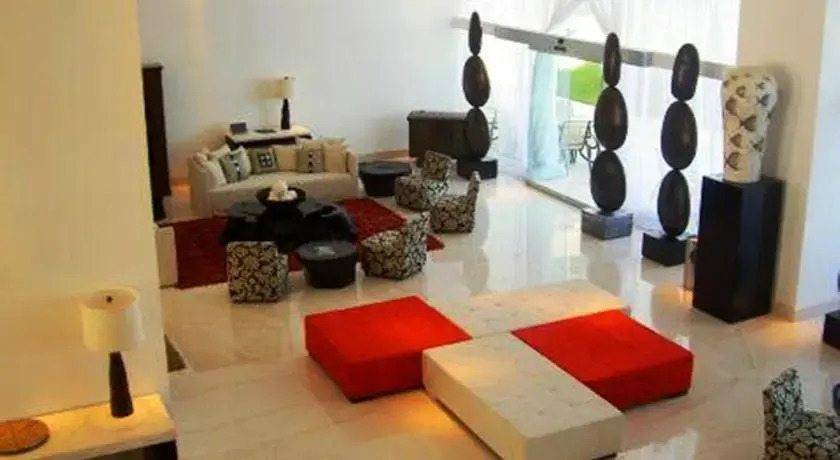 Peninsula 18-B Torre 2