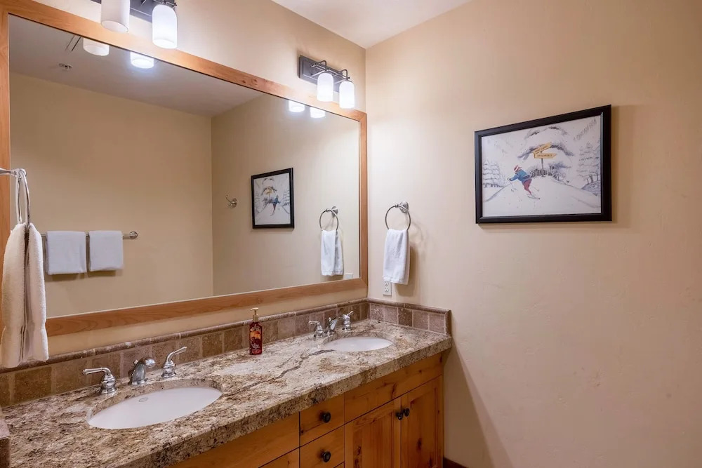New Listing! Luxury Northstar Ge Penthouse 3 Bedroom Condo