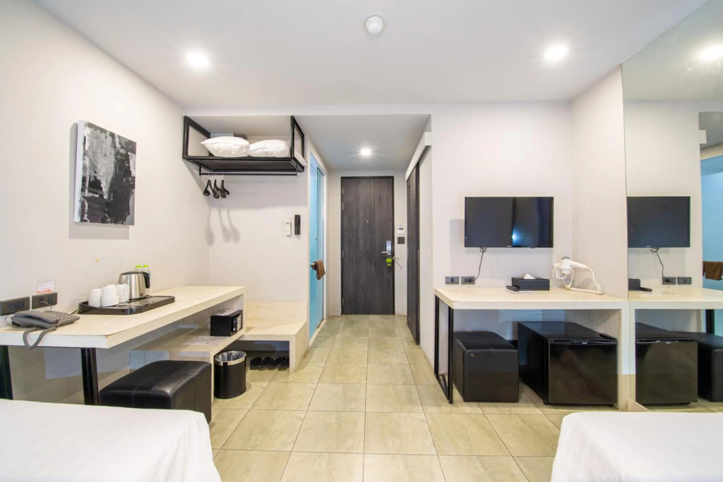 WE Terminal Hotel