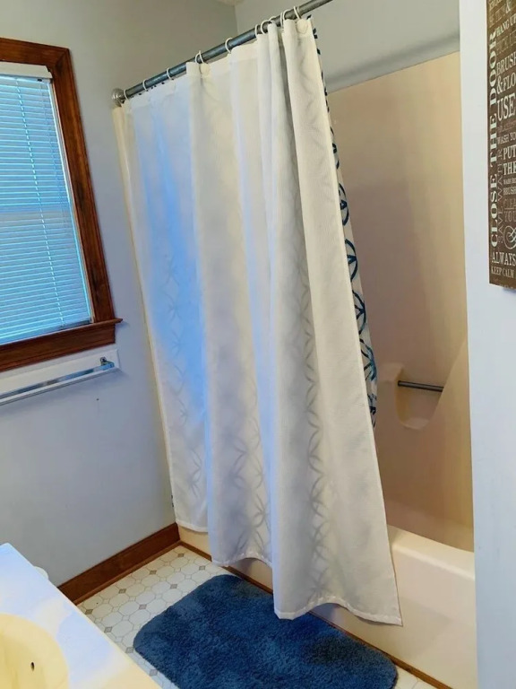 Yankee Traitor II - 4 Br Home