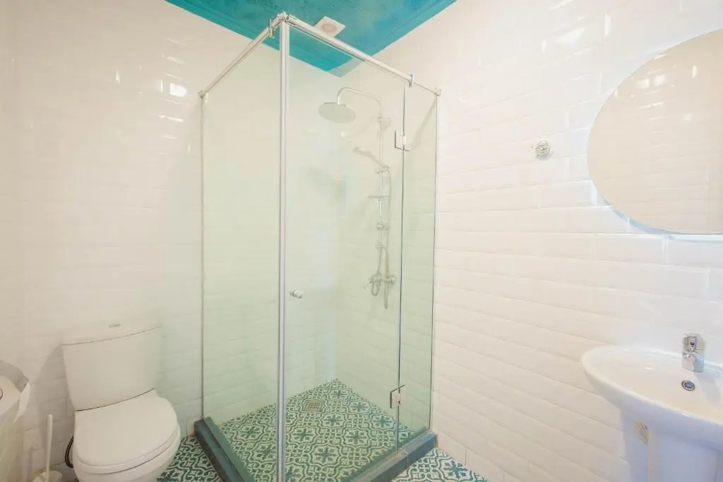 Galaktionis Apartment.3 min to Liberty Square