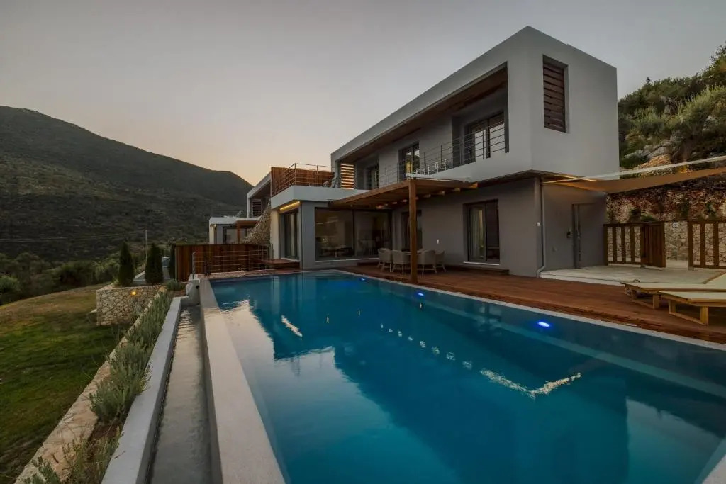 Luxury 2S Villa Alpha With Private Pool