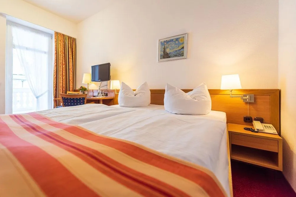 Strandhotel zur Promenade