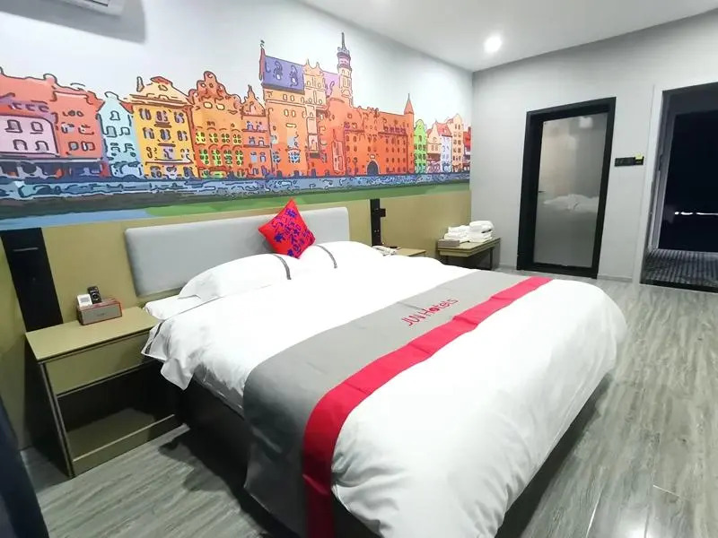 Jun Hotel Hubei Xianning Tongshan County Laoyizhong Commercial Center