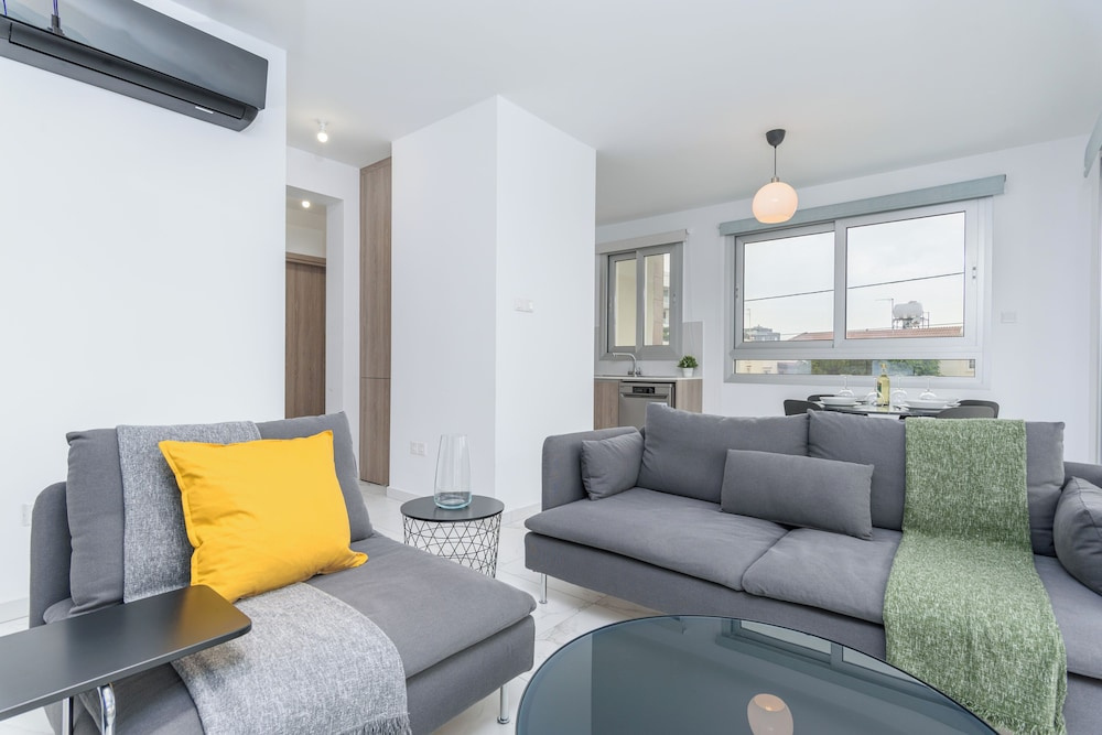 Mirage 2-BR Apt. & Balcony in Larnaca
