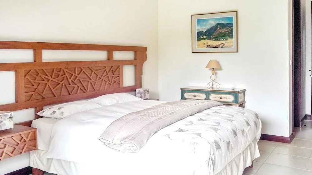 Villa With 4 Bedrooms in Tamarin, With Private Pool, Furnished Garden