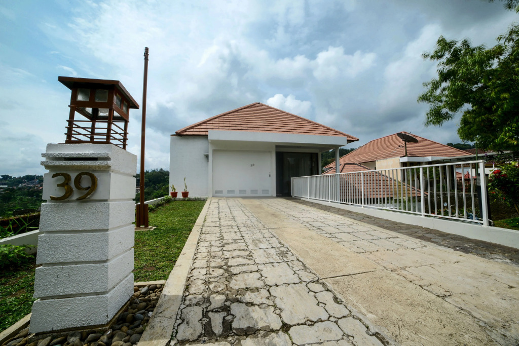 Villa Kencana Syariah, 6 Bed KingSize, View Gunung