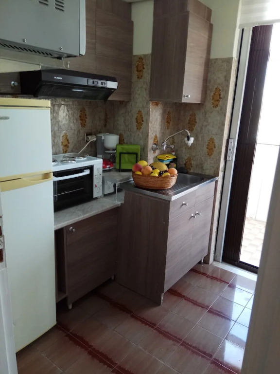 Top Floor Cozy Apartment near Beach