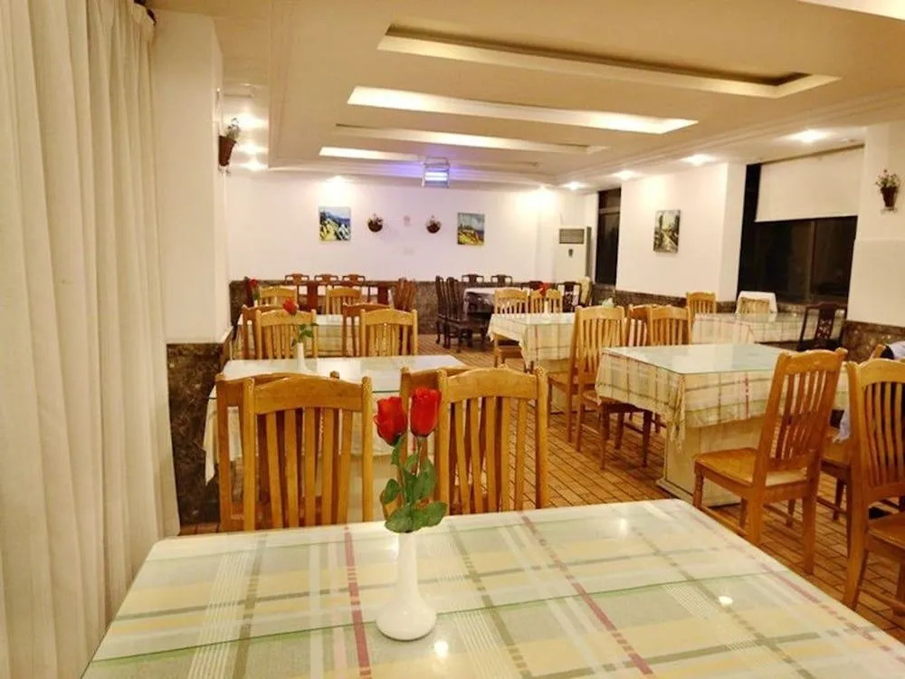 GreenTree Inn ShangHai BeiWaiTan NingGuo Road Station Hotel