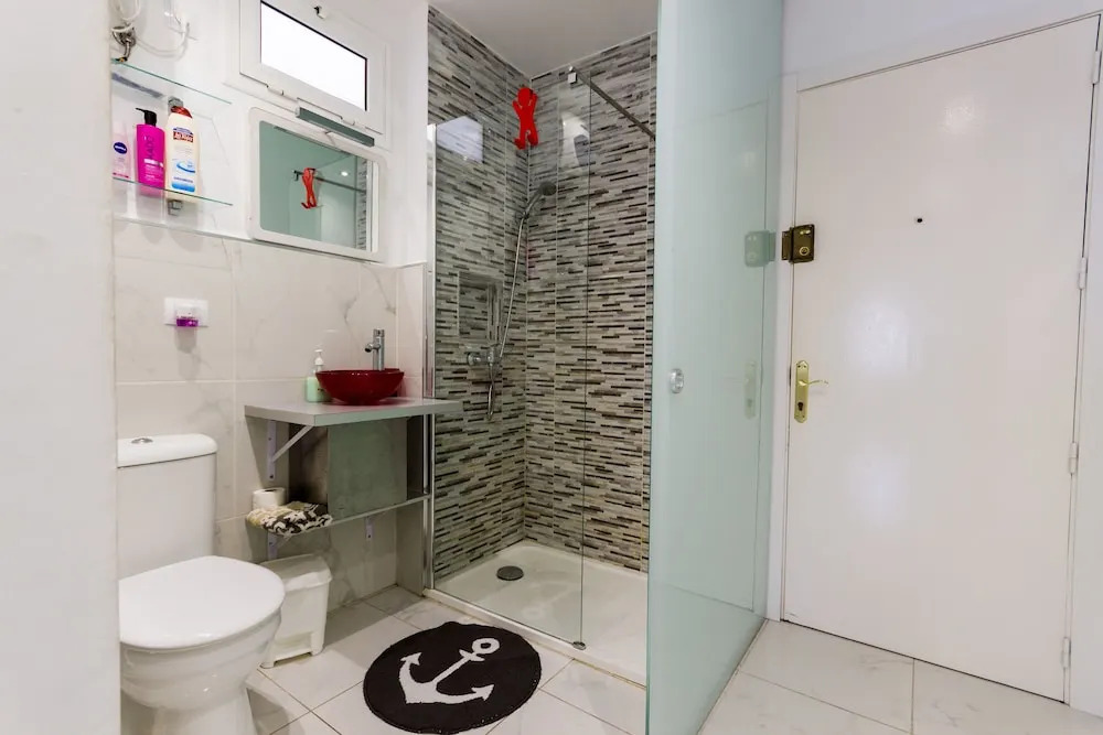 Apartment Bonamar Red