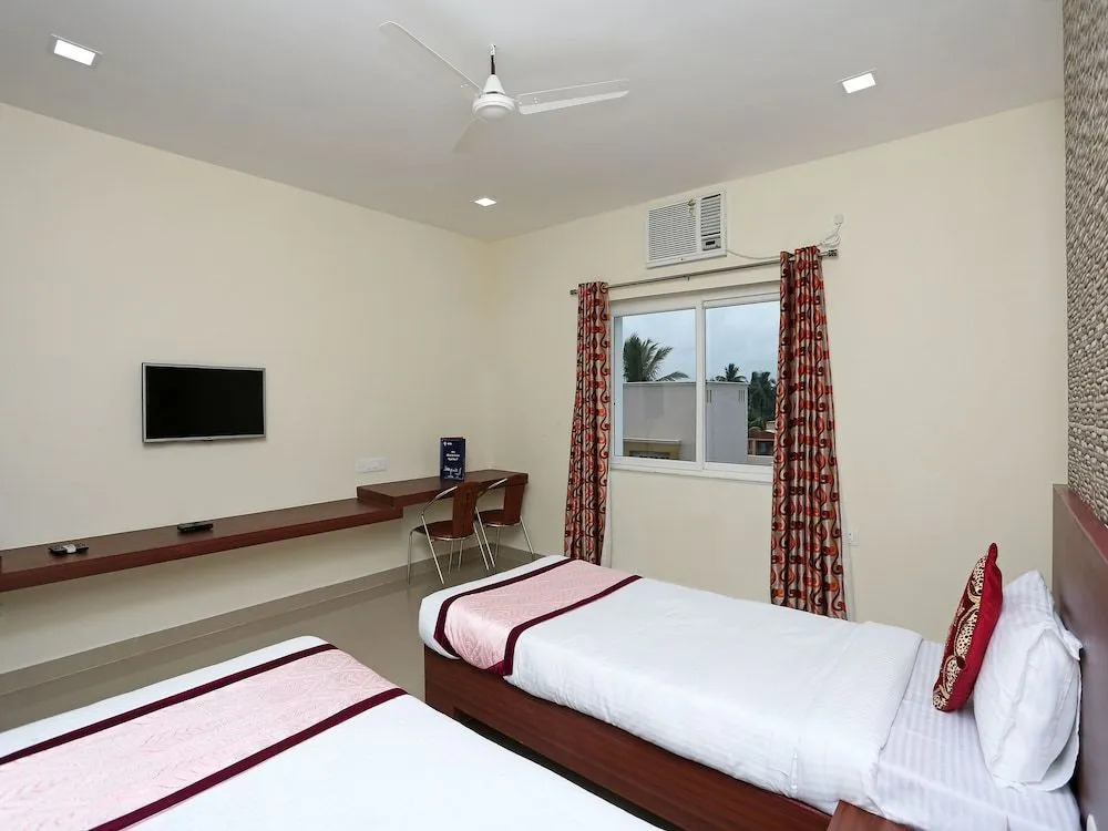 OYO 10271 Hotel Guest INN