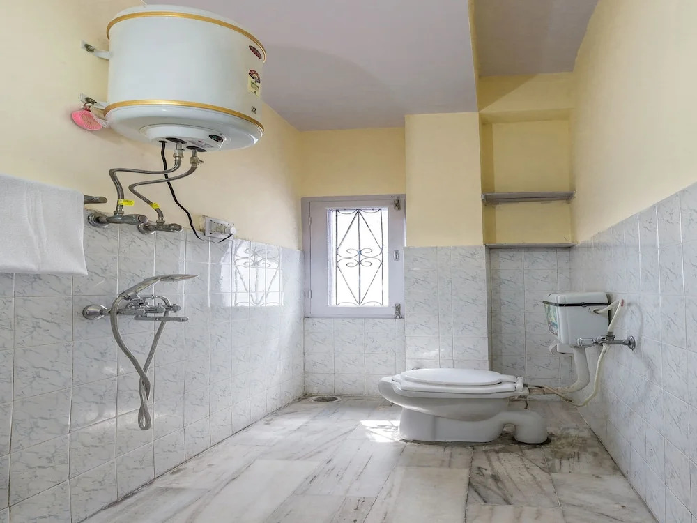 OYO 12685 Home 2BHK Hill View Sankat Mochan