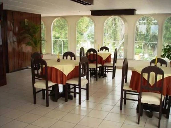 Hotel Benavides