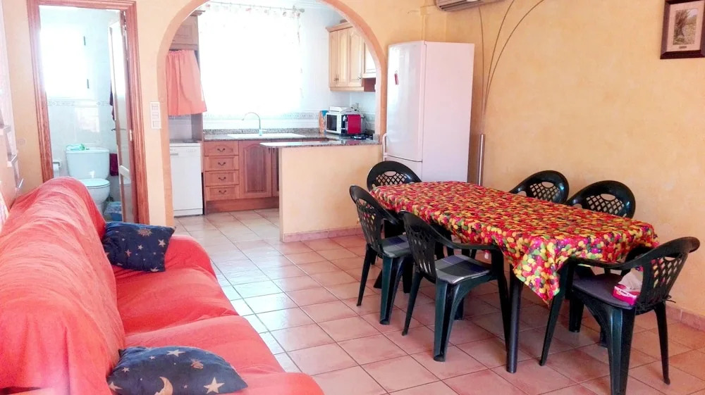House With 3 Bedrooms in Oliva, With Furnished Terrace and Wifi - 350