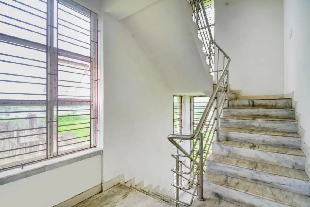 Oyo 93057 Swastik Guest House