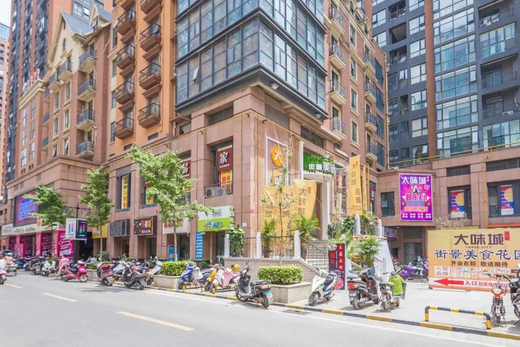 Zhengzhou Jinshui·CBD· Locals Apartment 00146910