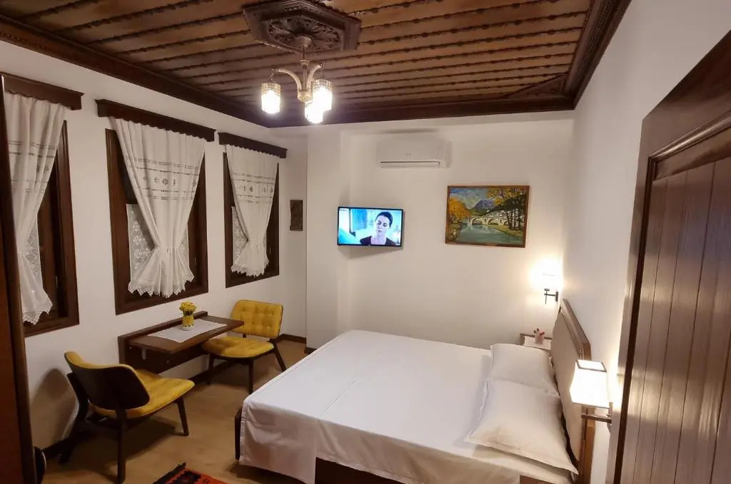 Master Hotel