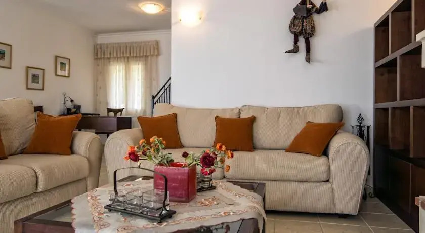 Villa Iris