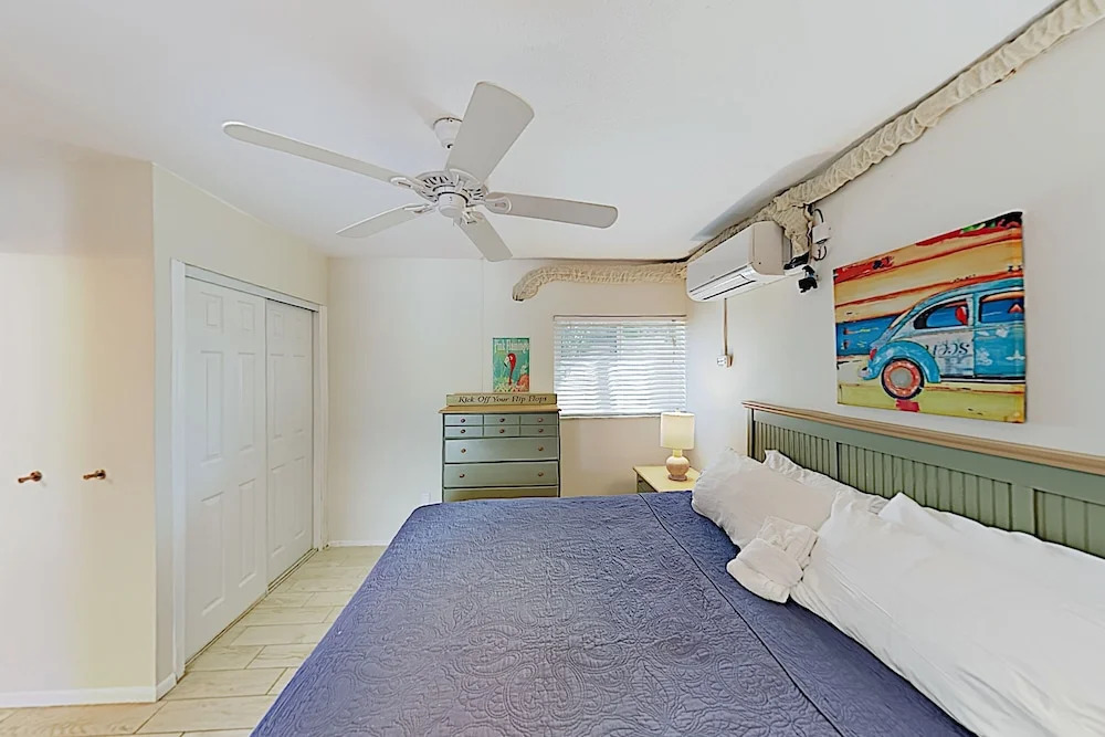 New Listing! Tropical Getaway - Steps To Sand 1 Bedroom Apts