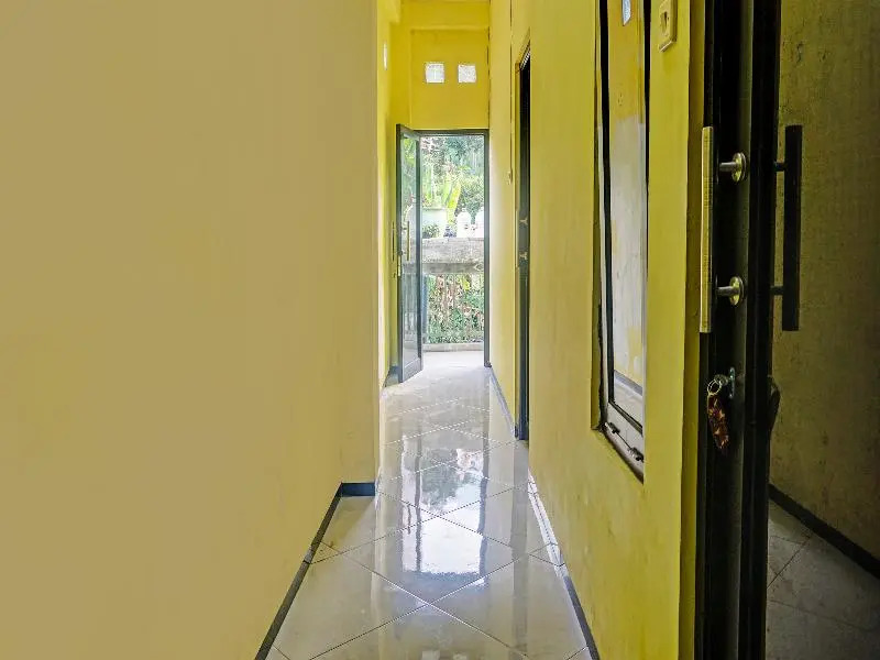 Spot On 91588 Ananda Guest House Batu