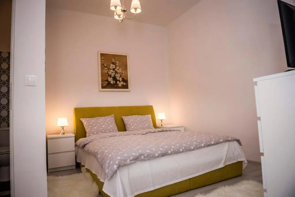 Reghin Guest House