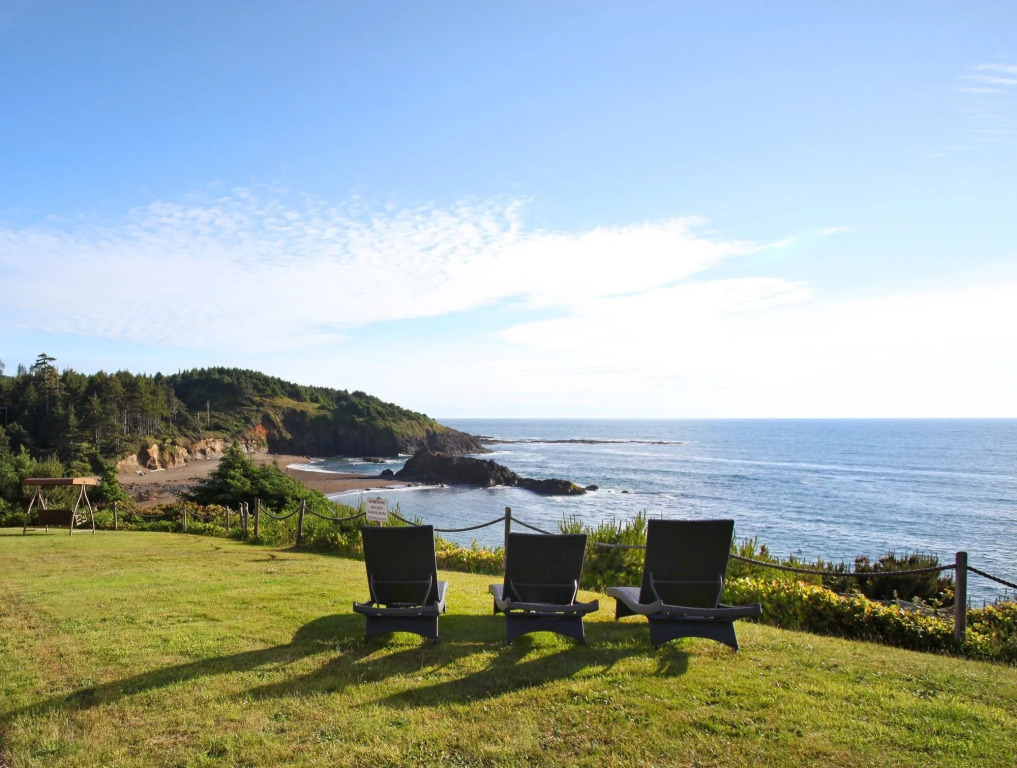 Clarion Inn Surfrider Resort