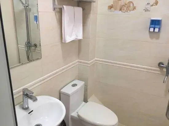 Fengqiu Shanjia Hotel