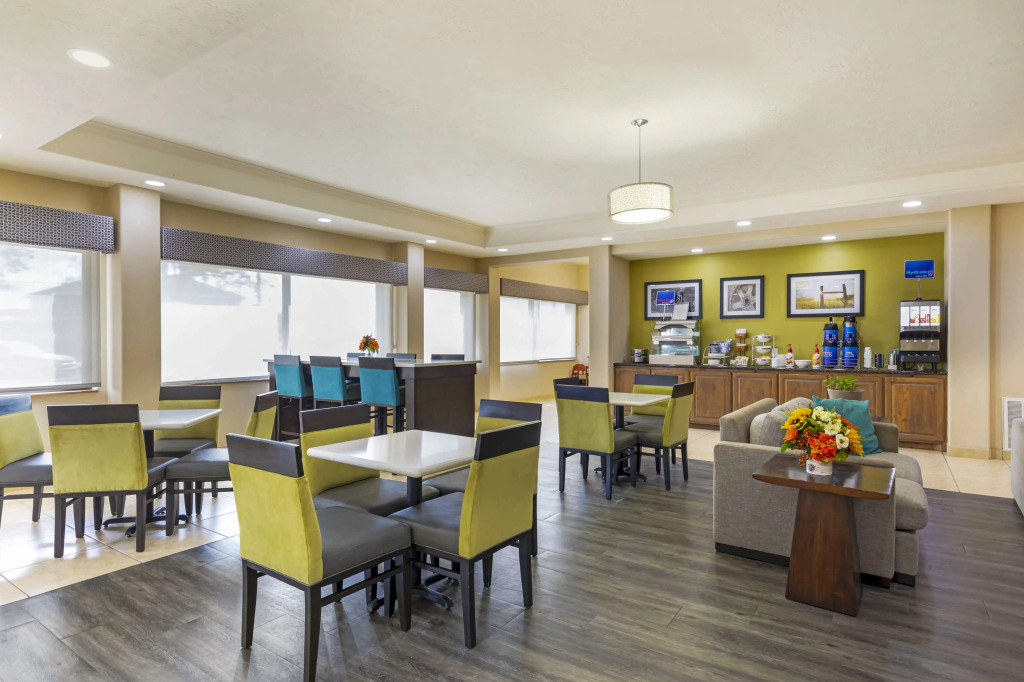 Best Western Franklin Town Center Hotel & Suites