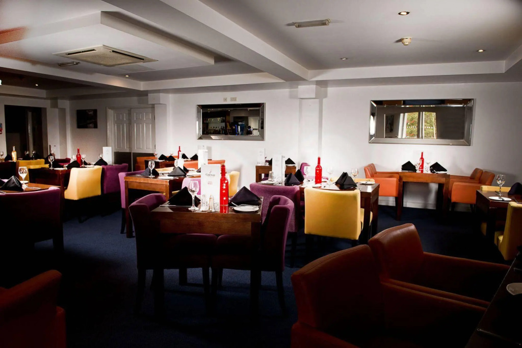 Days Hotel Chester North
