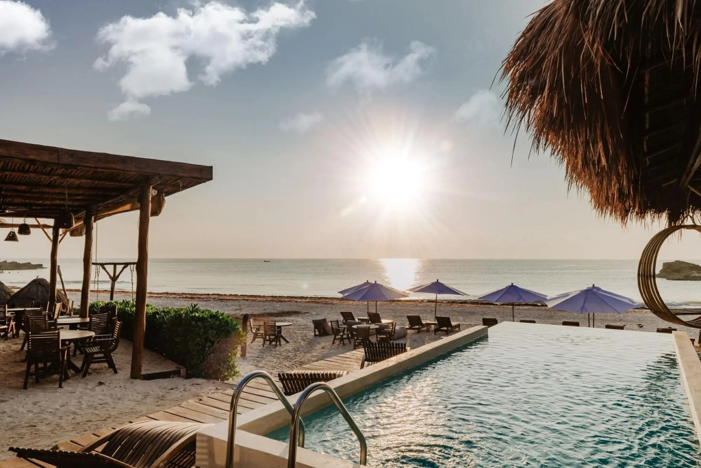 Akkuun Tulum Adults Only