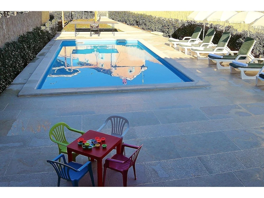 Charming Villa Only 10 Minutes Drive From the sea