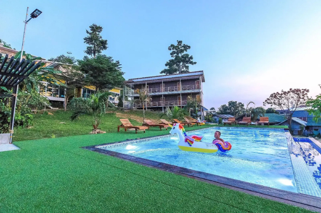 Phi Phi Chang Grand Resort