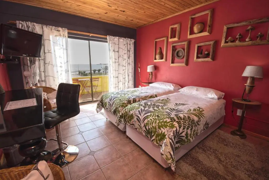 Lagoon Lodge