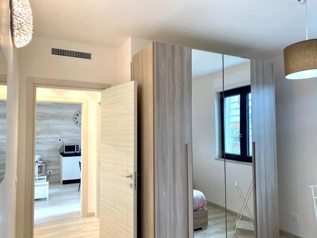 Brand new apartment in Monopoli, private pool, private parking, suitable for couples-Allegria Pool House