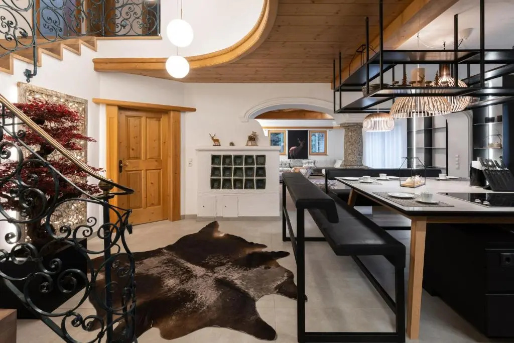 Designferienhaus Luxus Bergchalet XXL Ski In-Out Snow Space Wagrain Flachau