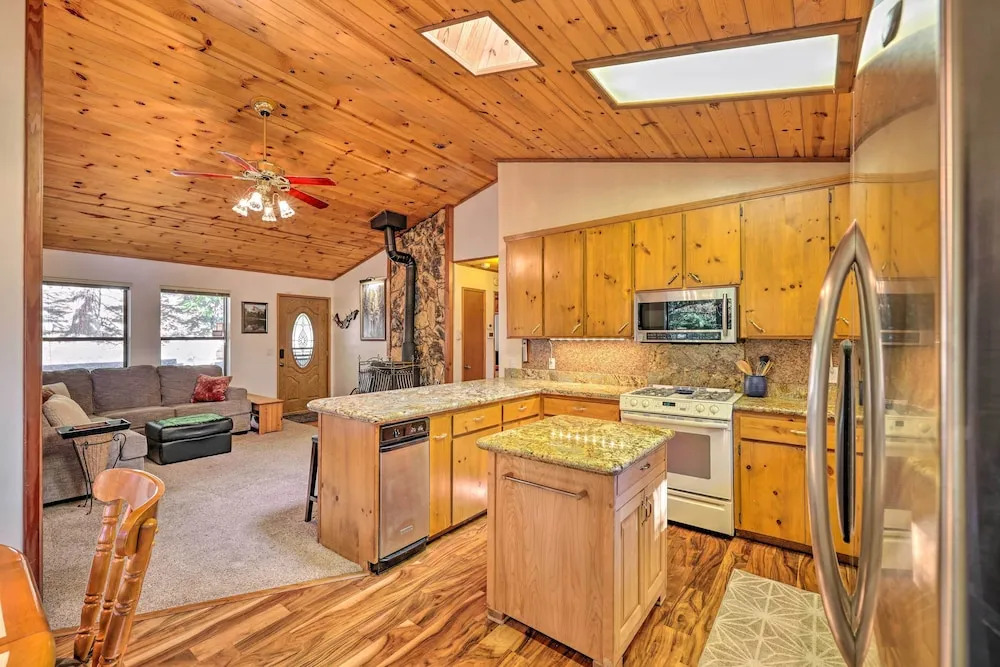 Deck w/ Forest Views: Quiet Twain Harte Cabin