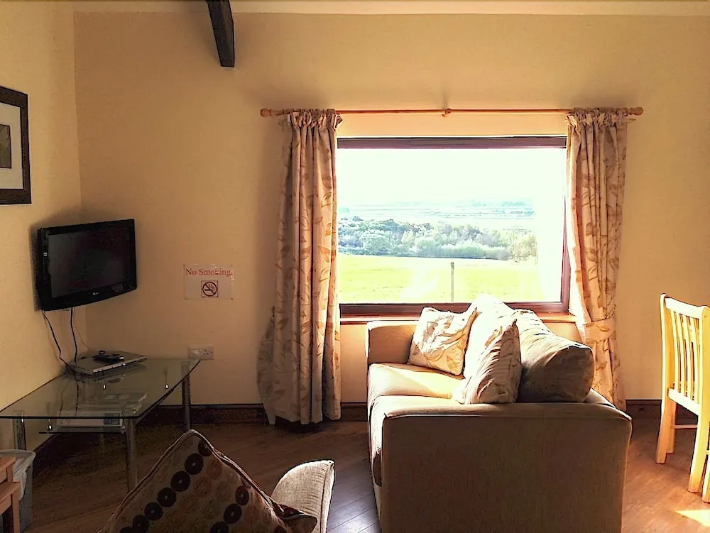 Glan Morfa Lodge