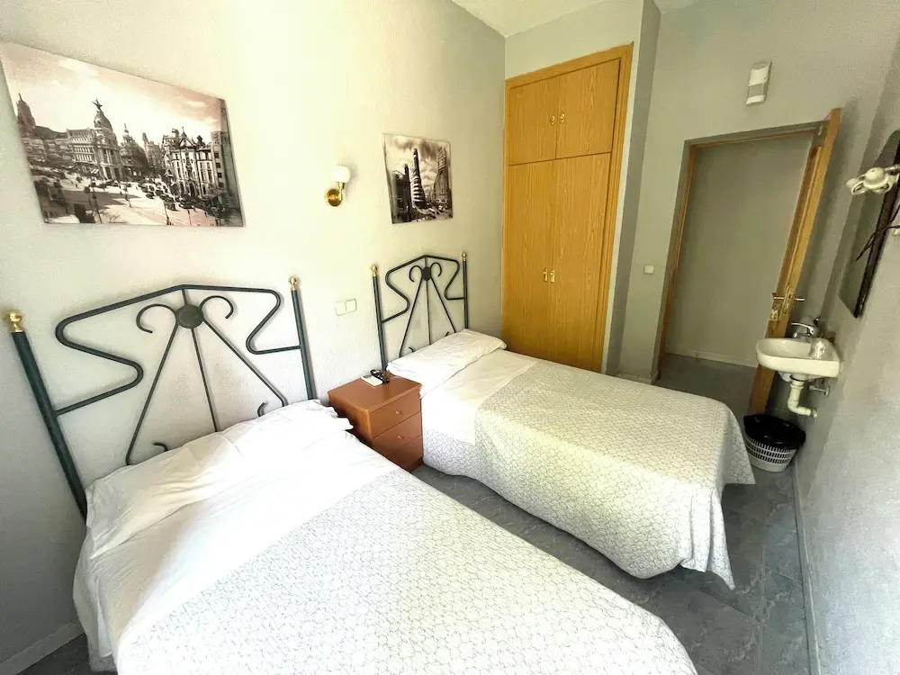 Hostal Fernández Atocha