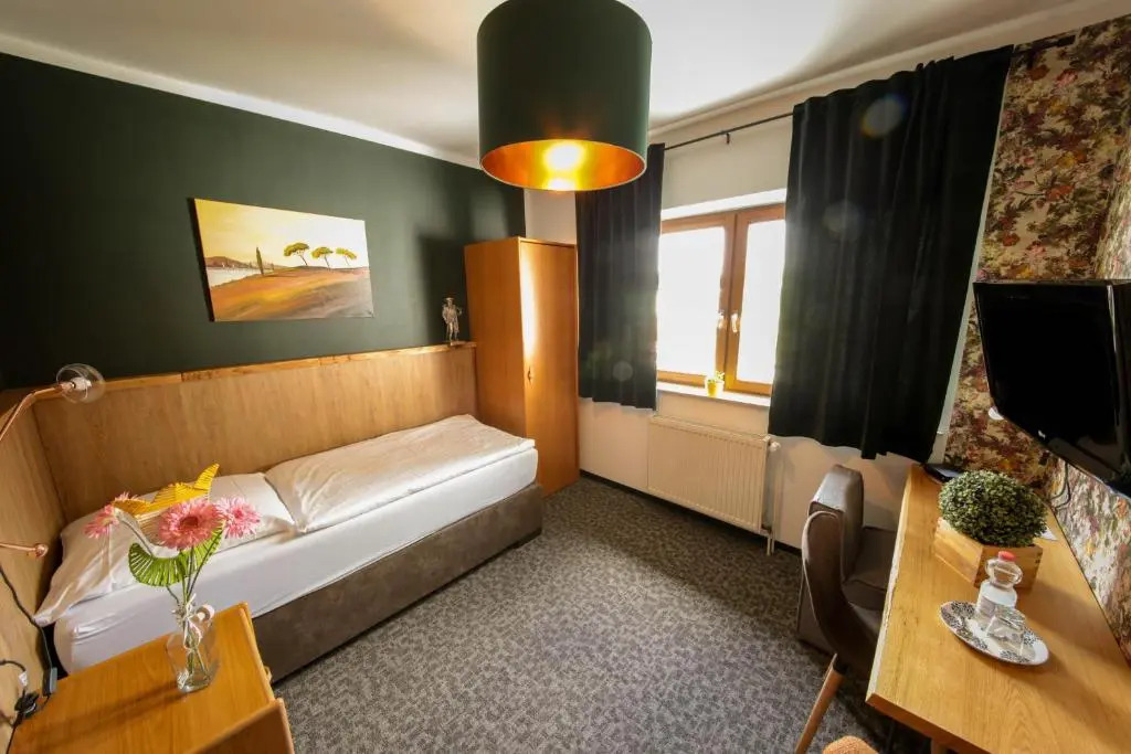 Hotel Kraus - Zentral in Bielefeld-Heepen, Gratis Parken, 24h Self Check-in