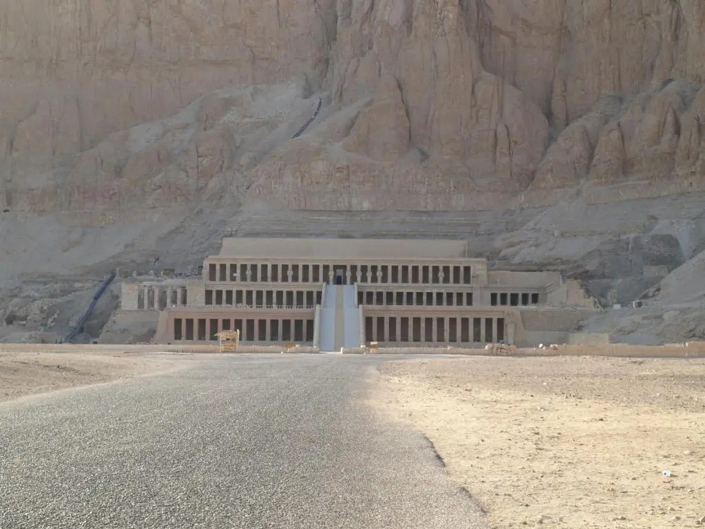 Luxor VIP Apartments