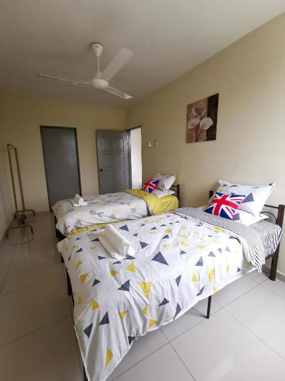 Ria Semi-D Homestay
