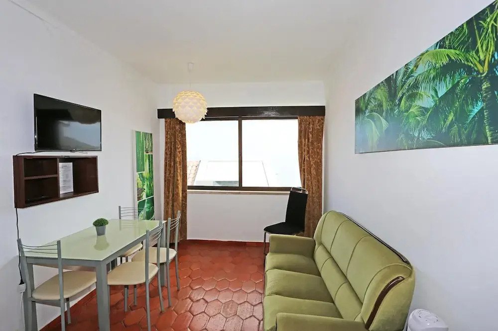 V 05 - Apartment 5 in Seacliff Albufeira