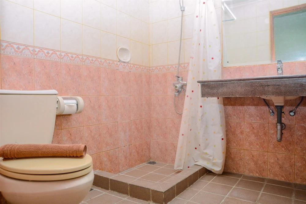 City View 3BR at Ambassador 1 Apartment By Travelio