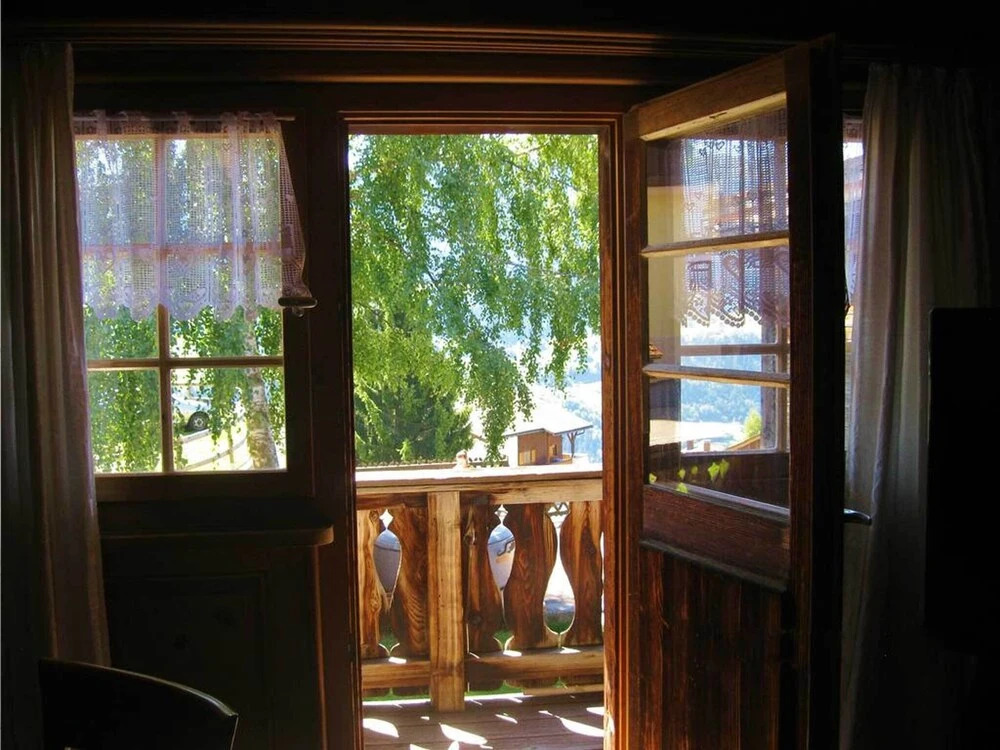 Charming Wooden House in Switzerland!