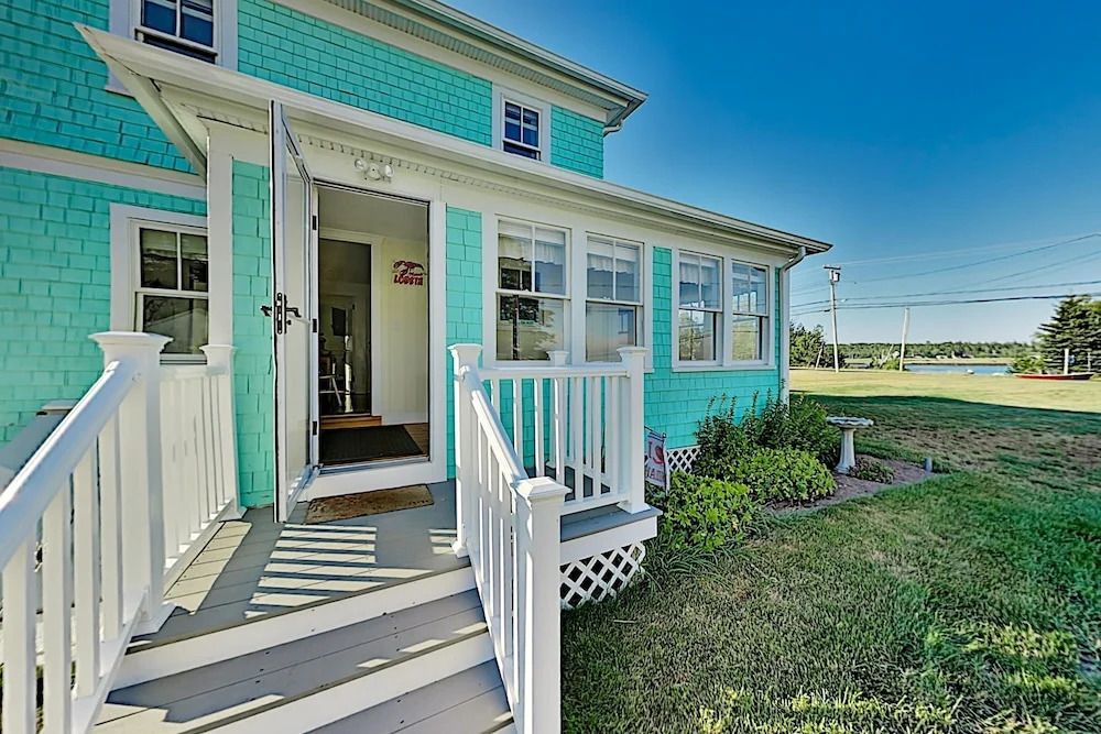 New Listing! Waterfront W/ Ocean Views 3 Bedroom Home