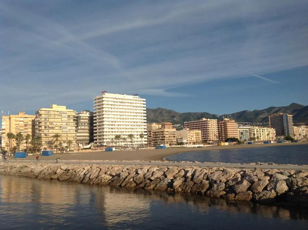 Apartamento Capri Los Boliches Wifi gratis Beach 100m