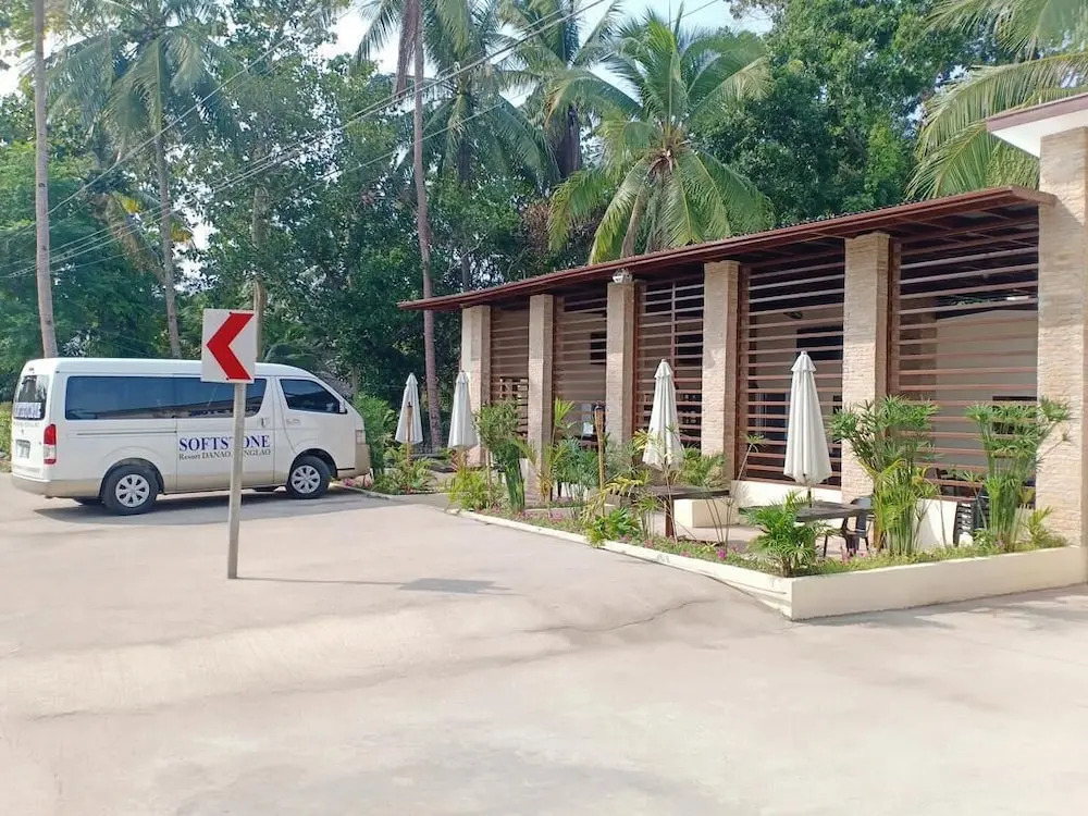 Softstone resort