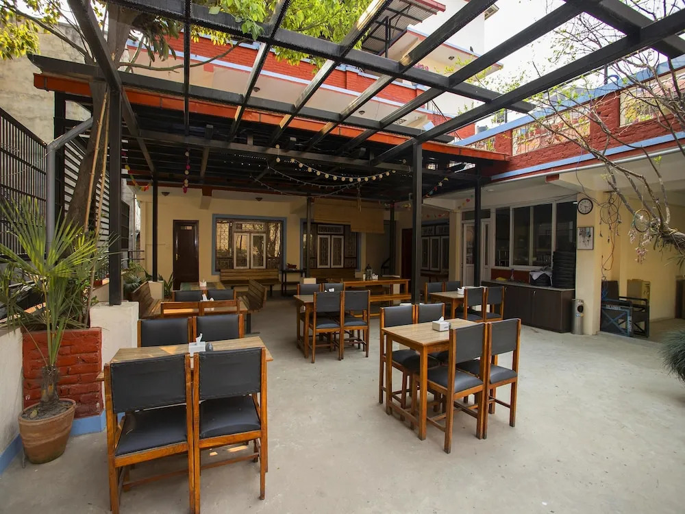 OYO 131 Hotel Milarepa
