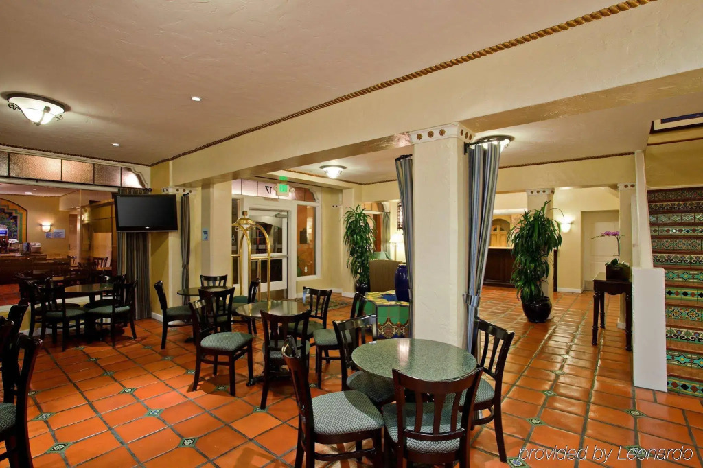 Hotel Virginia Santa Barbara, Tapestry Collection by Hilton