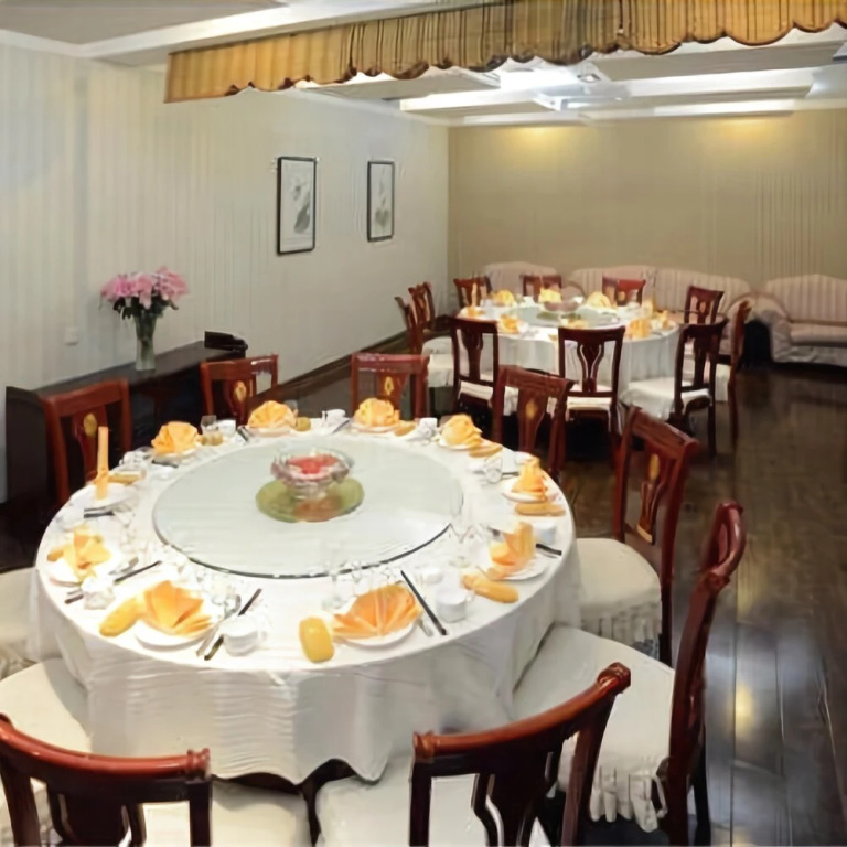 Yuhua Hotel